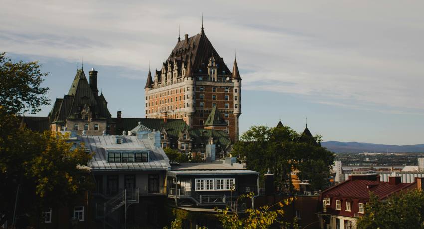 Préparez-vous au Programme de Sélection des Travailleurs Qualifiés (PSTQ) du Québec